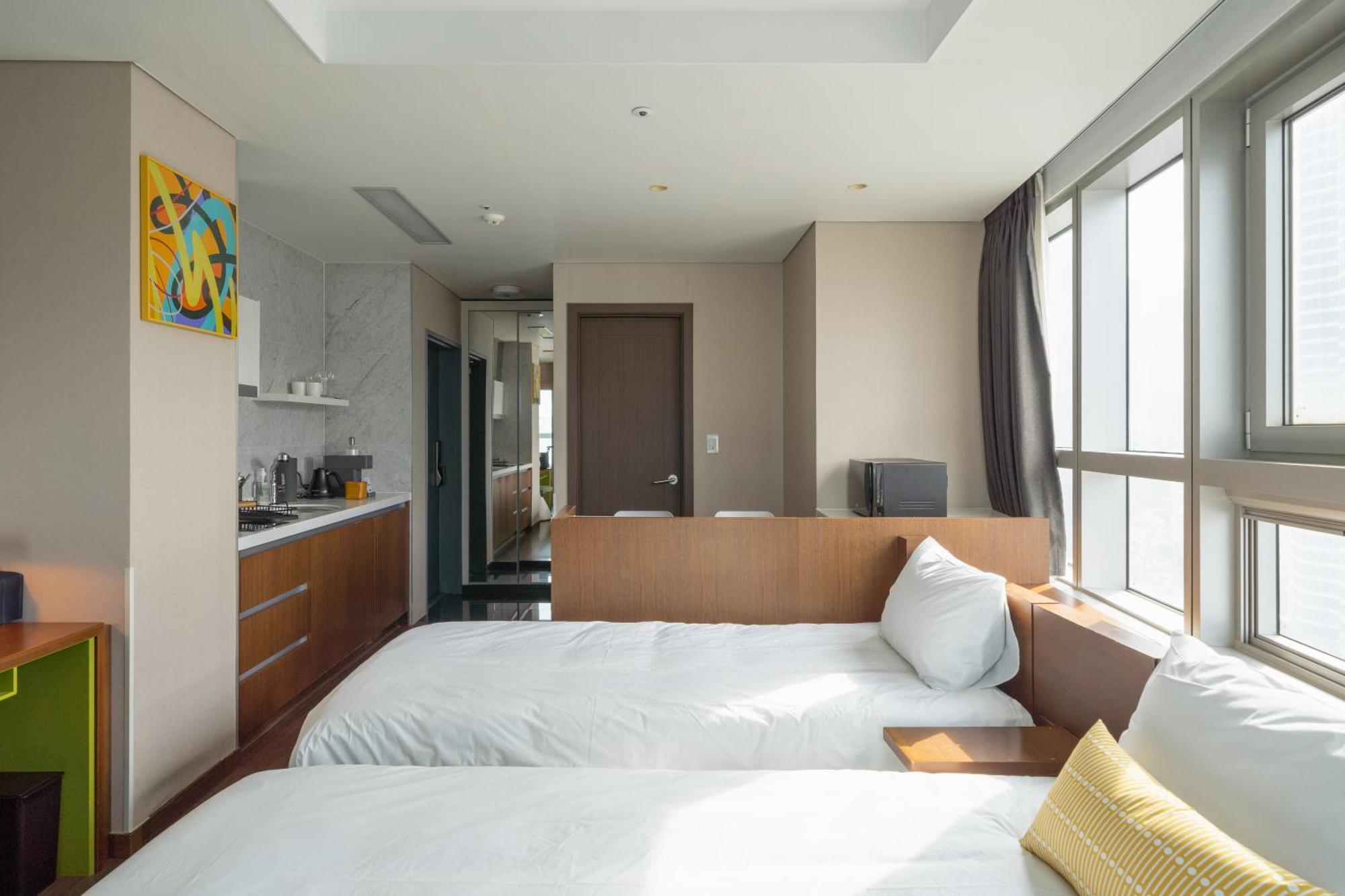 Urbanstay Haeundae Station Busan Exteriör bild