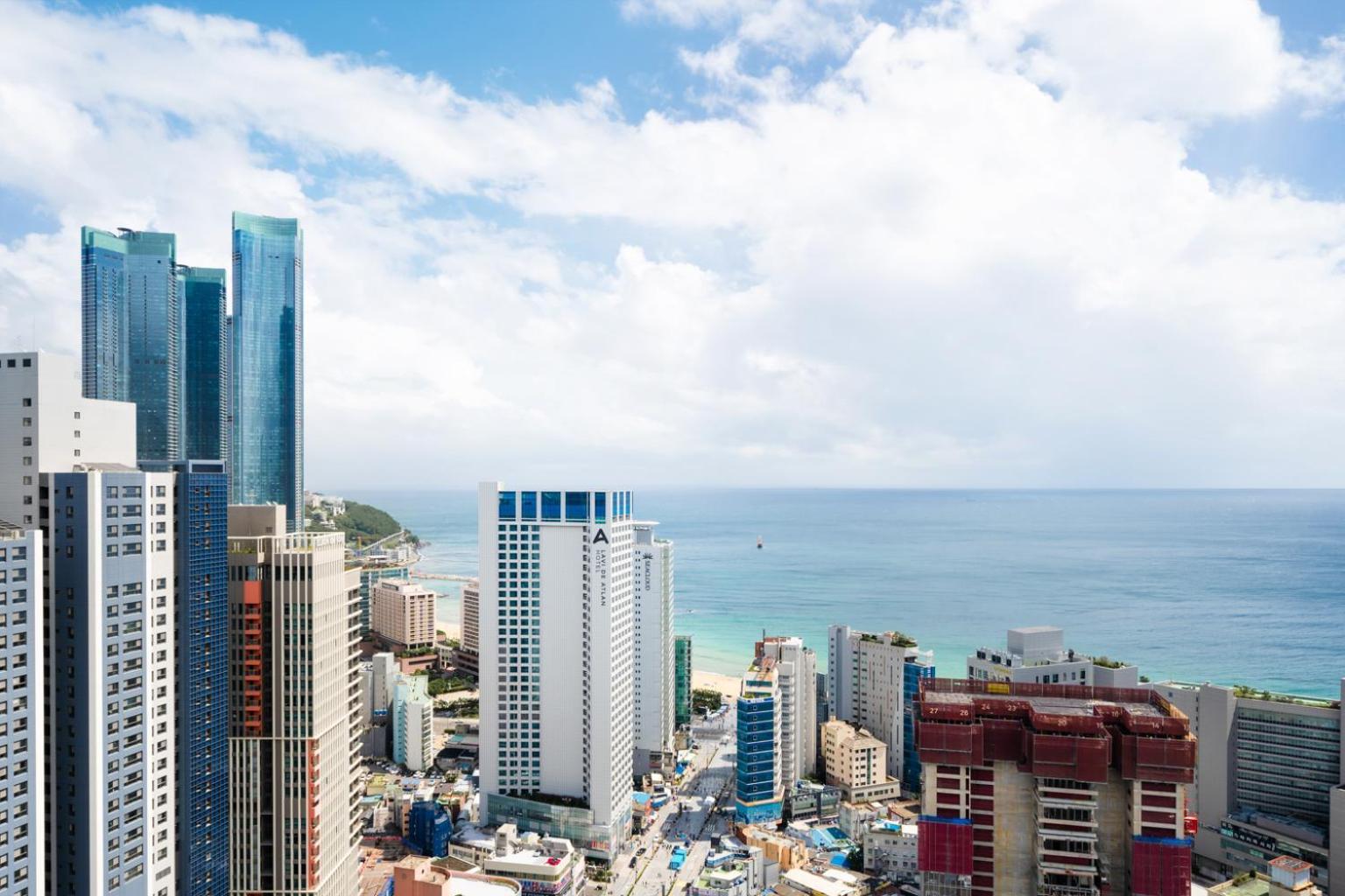 Urbanstay Haeundae Station Busan Exteriör bild